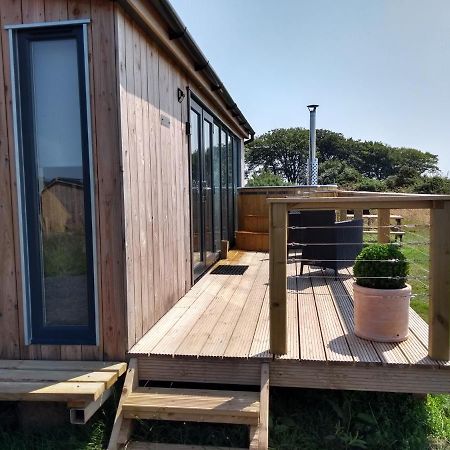 Cleeves Cabins Arran Luxury Lodge With Hot Tub Dalry  Zewnętrze zdjęcie
