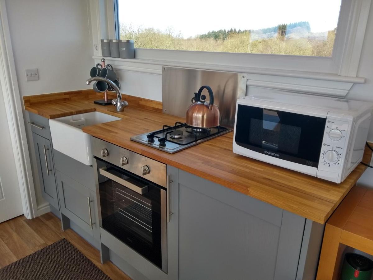 Cleeves Cabins Arran Luxury Lodge With Hot Tub Dalry  Zewnętrze zdjęcie