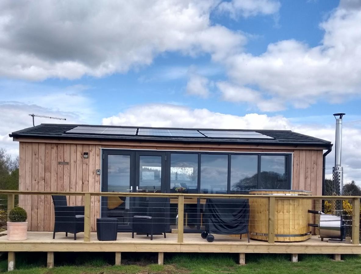 Cleeves Cabins Arran Luxury Lodge With Hot Tub Dalry  Zewnętrze zdjęcie