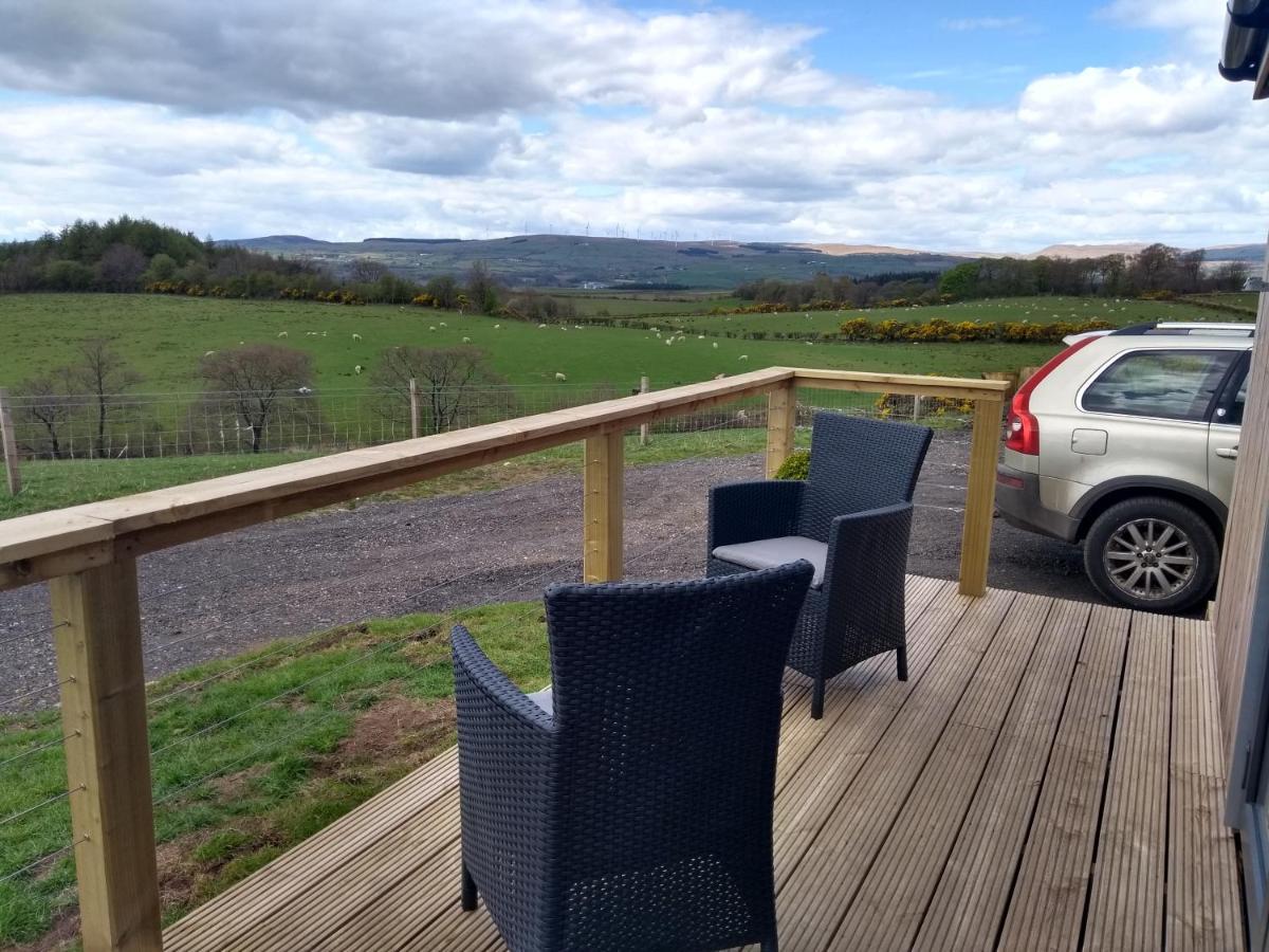 Cleeves Cabins Arran Luxury Lodge With Hot Tub Dalry  Zewnętrze zdjęcie