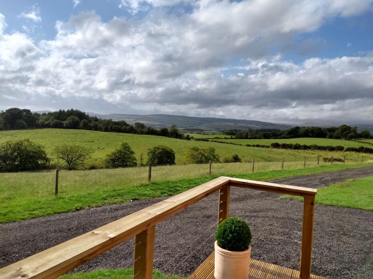 Cleeves Cabins Arran Luxury Lodge With Hot Tub Dalry  Zewnętrze zdjęcie